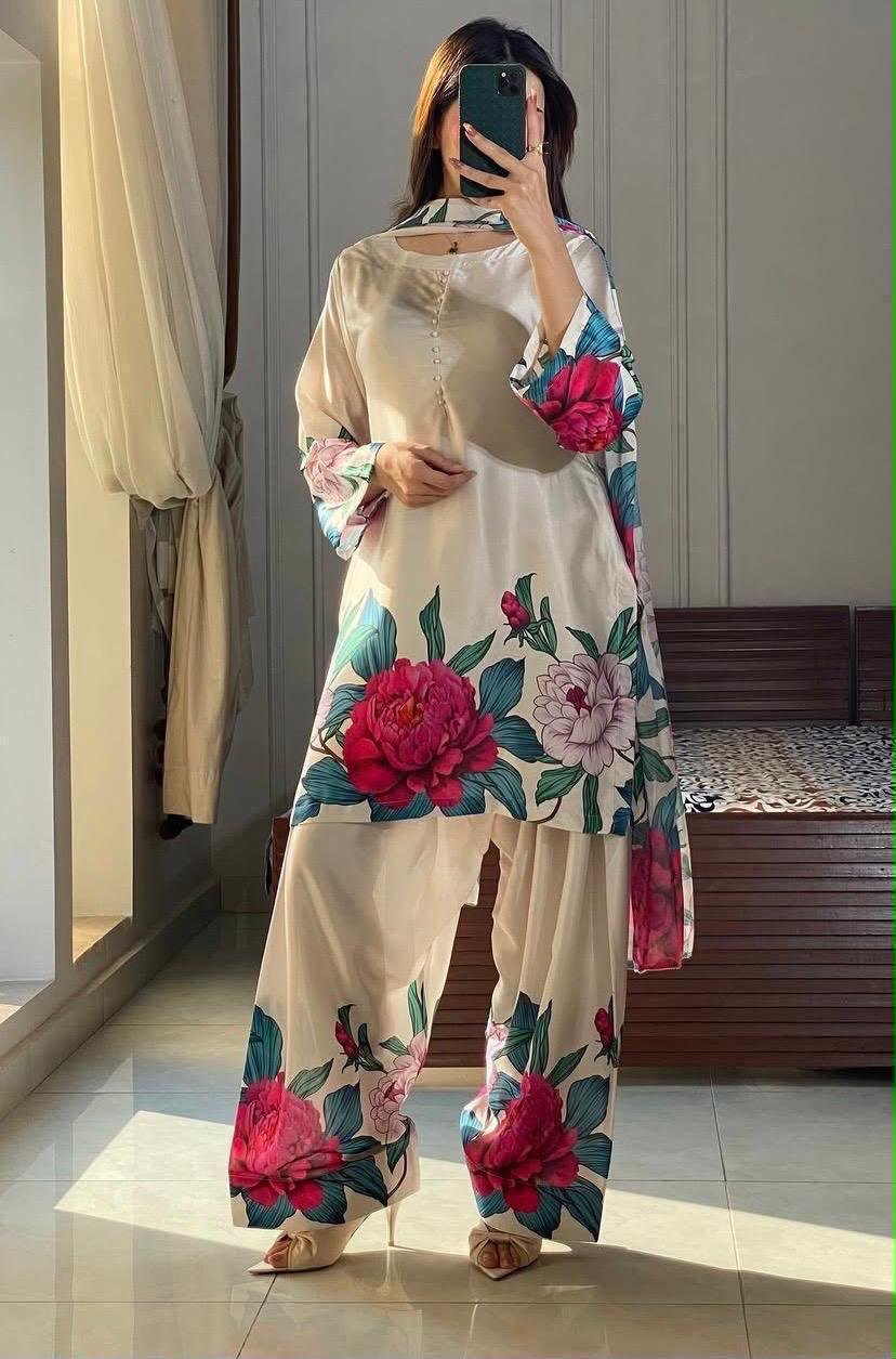 Cream Floral Printed Farshi Salwar Suit